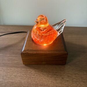 Joe St Clair glass - Amber and Clear Glass Bird on Wooden Base Lamp